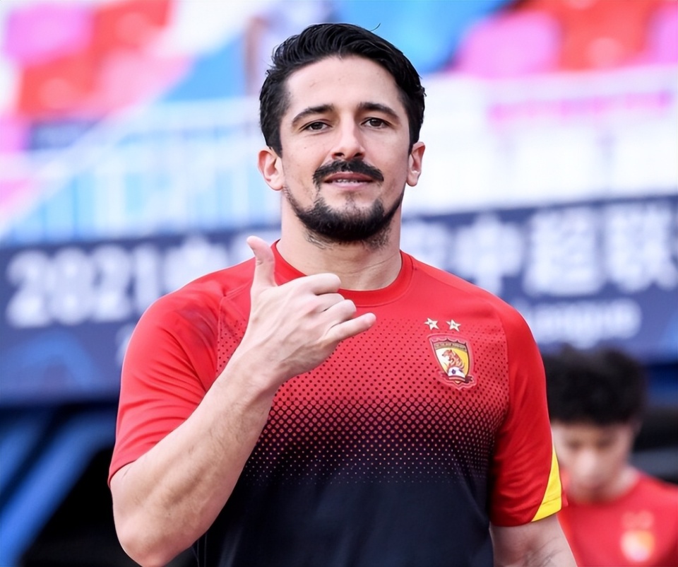 bt, 一个月能赚, 山东鲁能