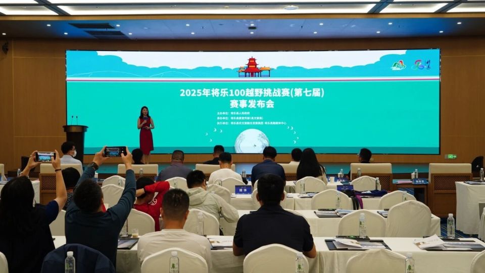 IJKtR, 从展销柜到 IJKtR, 从展销柜到